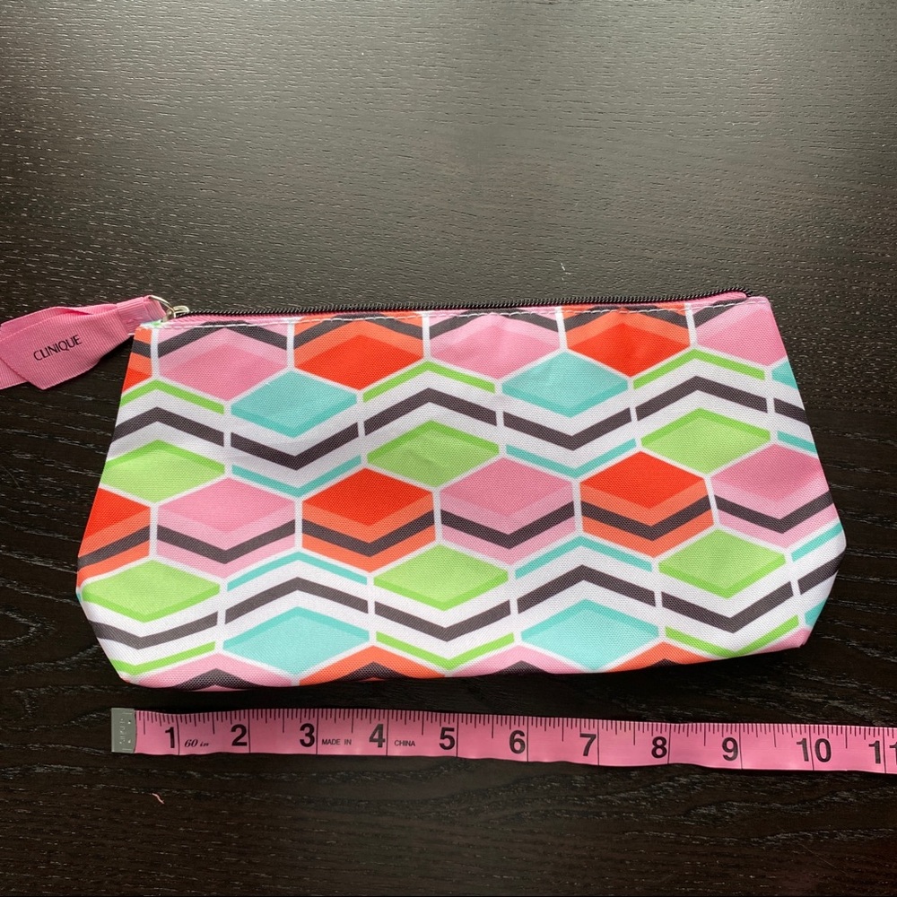 NEW CLINIQUE make-up bag - Picture 2 of 2